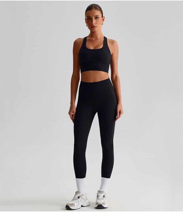 Seamless Backless Yoga Set – 2-Piece Bra & Leggings
